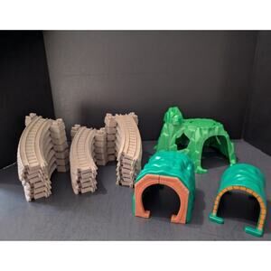 Thomas Trackmaster Elevation & Incline Expansion Pack - 21pc Mountain Tunnel Set